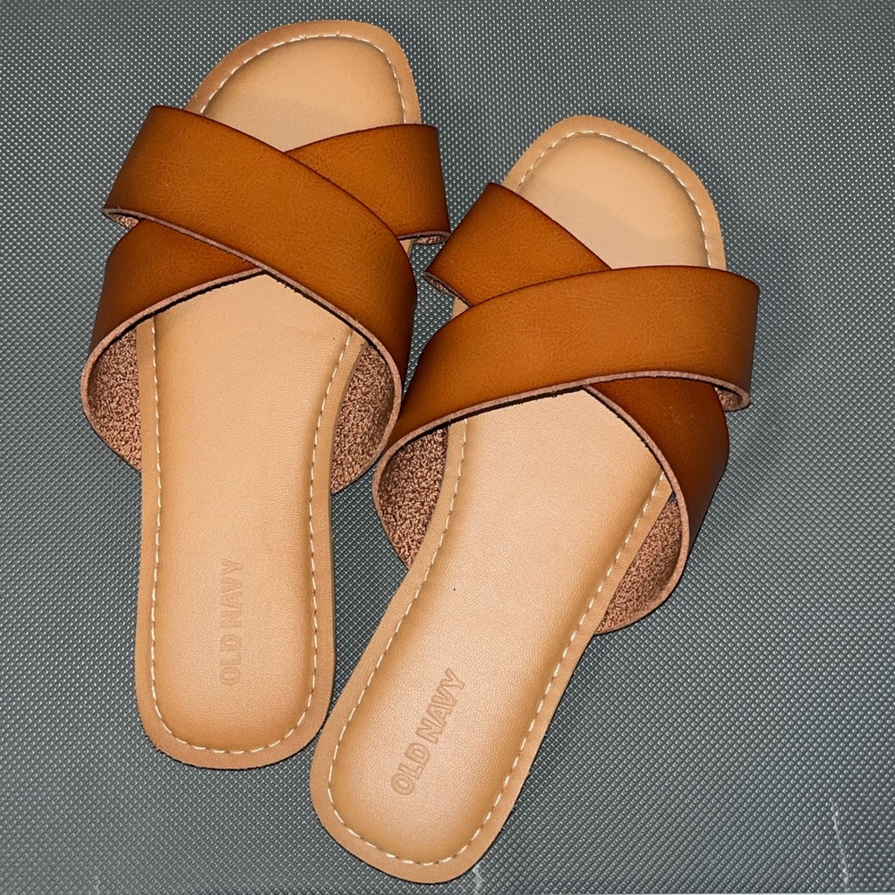 NWOT - OLD NAVY SANDALS 🤎☀️
